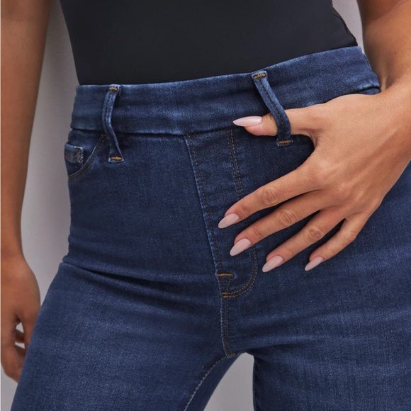 Women's Blue Flared Jeans - Picture 4 of 7